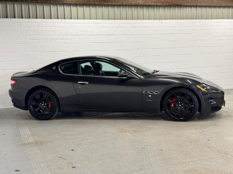 MASERATI GRANTURISMO