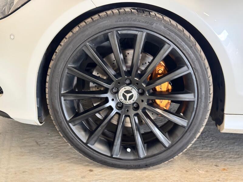 MERCEDES-BENZ CLS