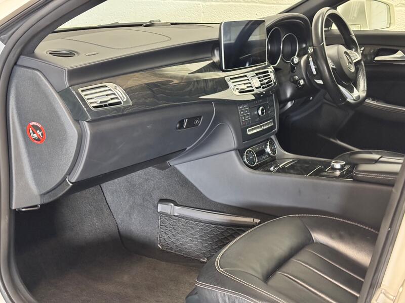 MERCEDES-BENZ CLS