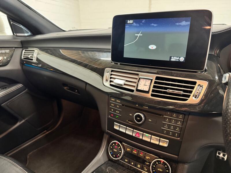 MERCEDES-BENZ CLS