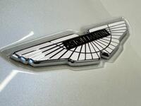 ASTON MARTIN DBS