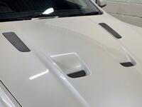 ASTON MARTIN DBS