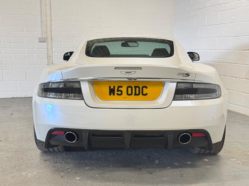 ASTON MARTIN DBS
