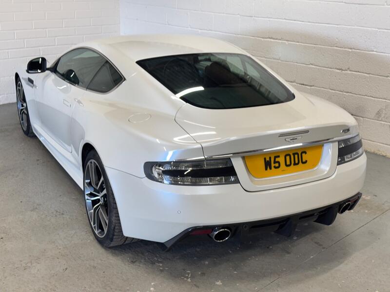 ASTON MARTIN DBS